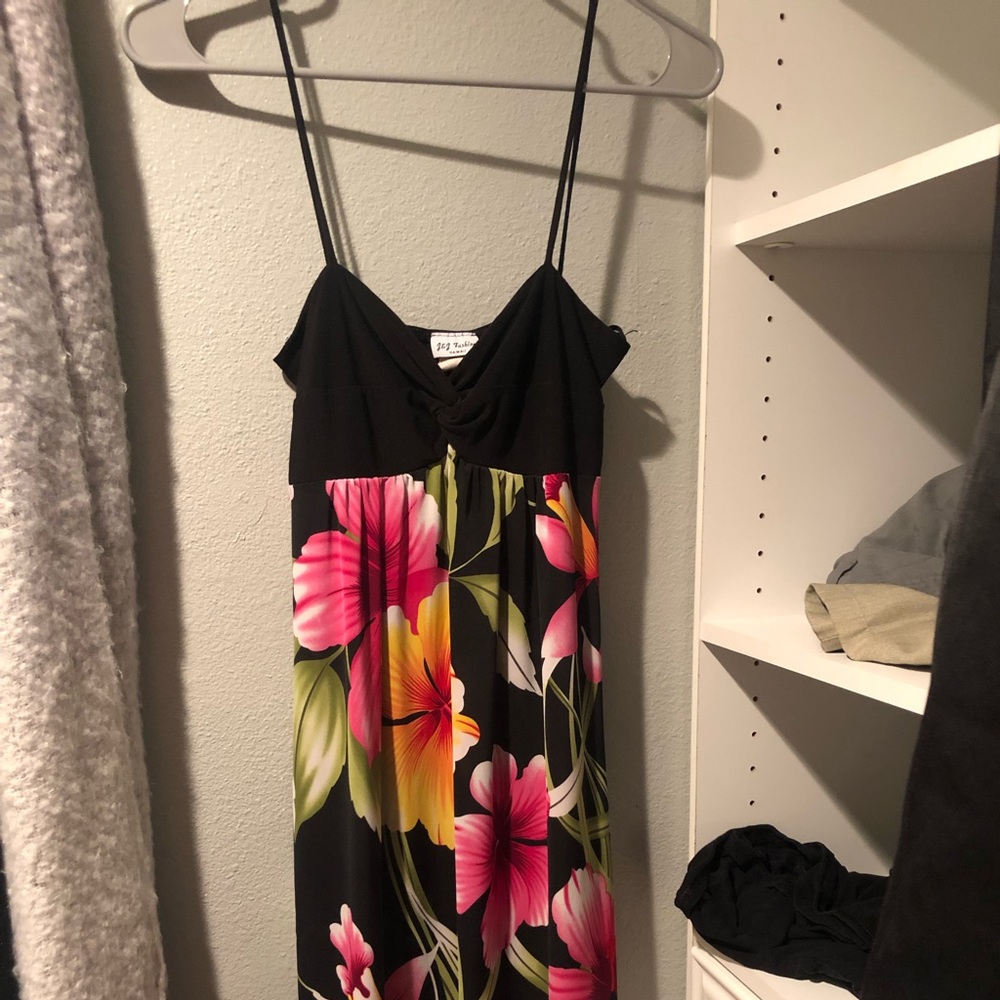 Hawaiian dress